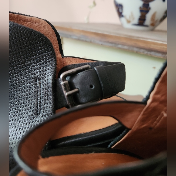 Gentle Souls shoes - Picture 4 of 10